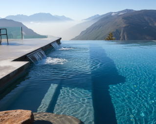 Infinity edge pools